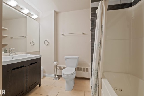 601 10106 105 Street, Edmonton, AB - Indoor Photo Showing Bathroom