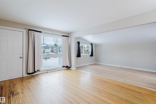 12844 103 Street, Edmonton, AB - Indoor Photo Showing Other Room