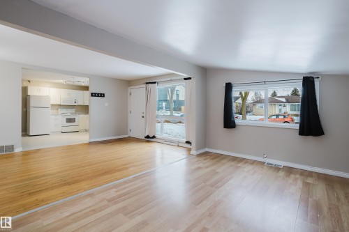 12844 103 Street, Edmonton, AB - Indoor Photo Showing Other Room
