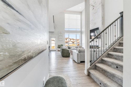 2404 13 Avenue, Edmonton, AB - Indoor