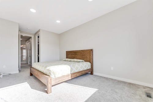 2404 13 Avenue, Edmonton, AB - Indoor Photo Showing Bedroom