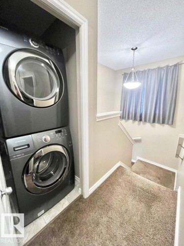 9340 211 Street Nw, Edmonton, AB - Indoor Photo Showing Laundry Room