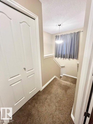 9340 211 Street Nw, Edmonton, AB - Indoor Photo Showing Other Room