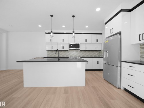 6907 169 Avenue, Edmonton, AB 