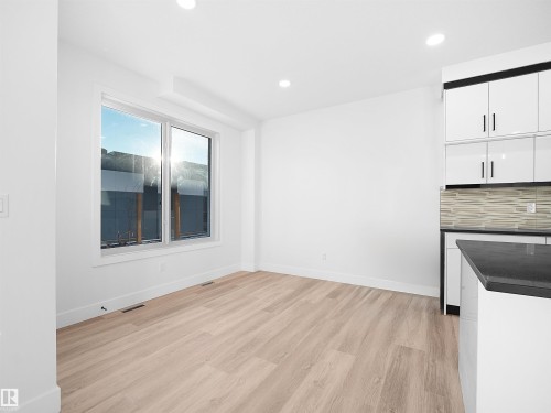 6907 169 Avenue, Edmonton, AB 