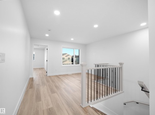 6907 169 Avenue, Edmonton, AB 