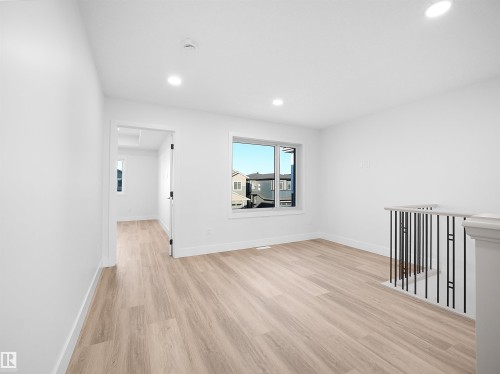 6907 169 Avenue, Edmonton, AB 