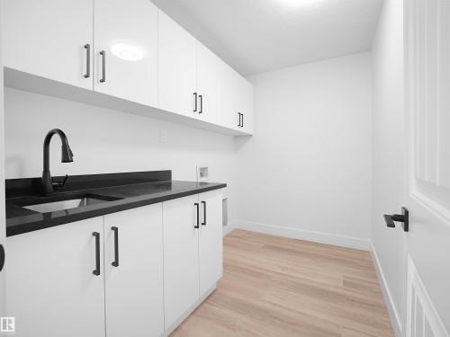 6907 169 Avenue, Edmonton, AB 