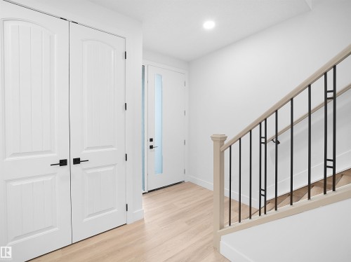 6907 169 Avenue, Edmonton, AB 