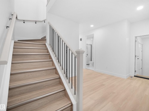 6907 169 Avenue, Edmonton, AB 