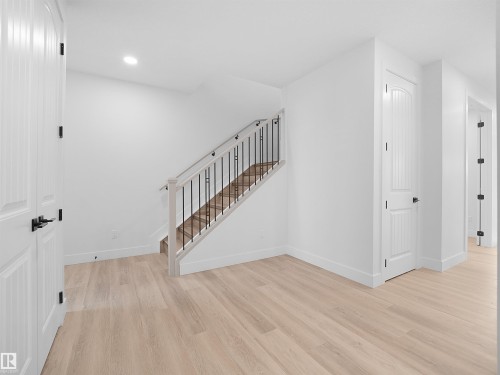 6907 169 Avenue, Edmonton, AB 