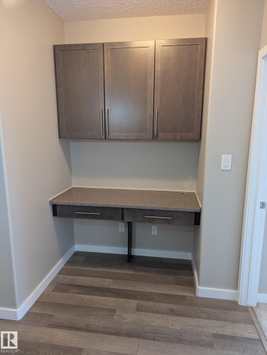 319 1144 Adamson Drive, Edmonton, AB - Indoor Photo Showing Other Room