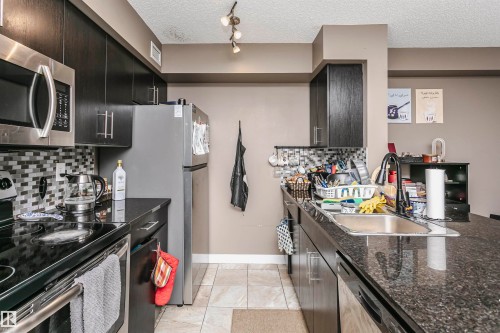 304 274 Mcconachie Dr Nw, Edmonton, AB - Indoor Photo Showing Kitchen With Upgraded Kitchen