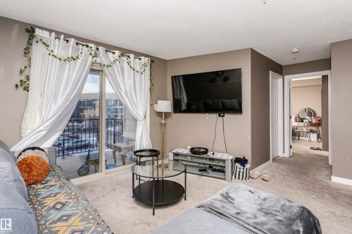 304 274 Mcconachie Dr Nw, Edmonton, AB - Indoor Photo Showing Other Room