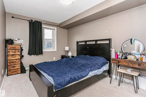 304 274 Mcconachie Dr Nw, Edmonton, AB - Indoor Photo Showing Bedroom