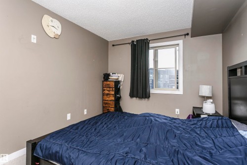 304 274 Mcconachie Dr Nw, Edmonton, AB - Indoor Photo Showing Bedroom