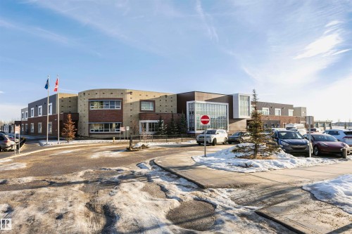 304 274 Mcconachie Dr Nw, Edmonton, AB - Outdoor