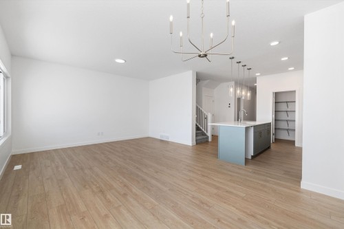 45 Sumac Close, Fort Saskatchewan, AB - Indoor Photo Showing Kitchen