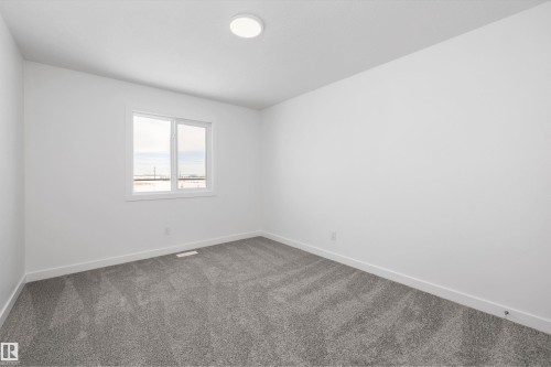 45 Sumac Close, Fort Saskatchewan, AB - Indoor Photo Showing Other Room