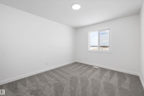 45 Sumac Close, Fort Saskatchewan, AB - Indoor Photo Showing Other Room