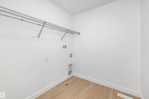 45 Sumac Close, Fort Saskatchewan, AB - Indoor With Storage