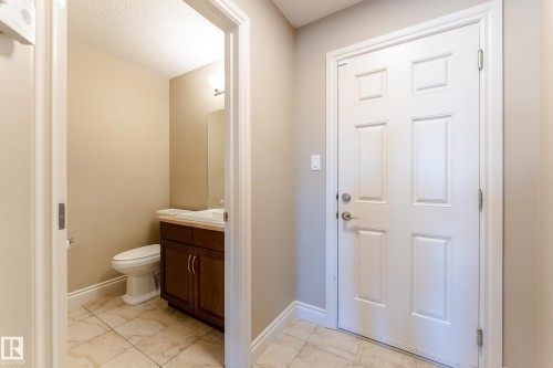 17614 8 Avenue, Edmonton, AB 