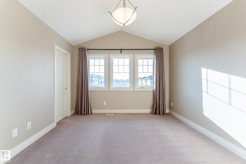 17614 8 Avenue, Edmonton, AB 