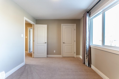 17614 8 Avenue, Edmonton, AB 