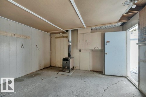 8016 161 Street, Edmonton, AB - Indoor