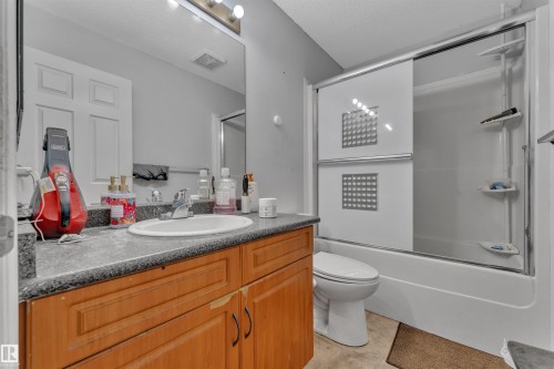 3307 24 Av, Edmonton, AB - Indoor Photo Showing Bathroom