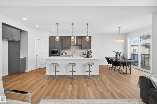 2235 194 Street, Edmonton, AB - Indoor