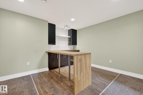 6219 150 Avenue, Edmonton, AB - Indoor Photo Showing Other Room