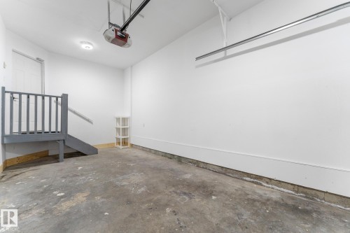 5106 47 Street, Stony Plain, AB - Indoor Photo Showing Other Room