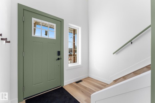 5106 47 Street, Stony Plain, AB - Indoor Photo Showing Other Room