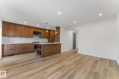 5106 47 Street, Stony Plain, AB - Indoor Photo Showing Kitchen