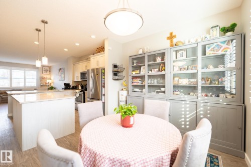 3112 Carpenter Landing Landing, Edmonton, AB - Indoor Photo Showing Dining Room
