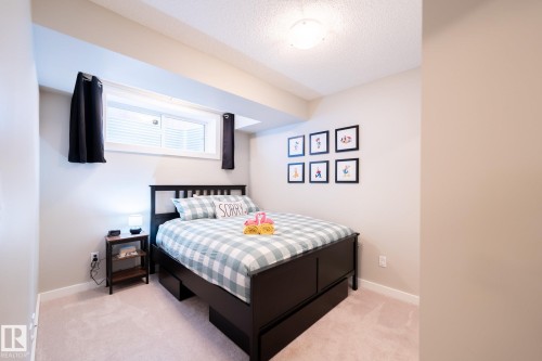 3112 Carpenter Landing Landing, Edmonton, AB - Indoor Photo Showing Bedroom