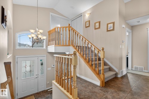 7335 164 Avenue, Edmonton, AB - Indoor Photo Showing Other Room