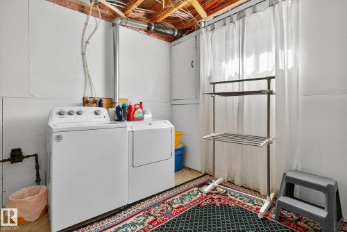7335 164 Avenue, Edmonton, AB - Indoor Photo Showing Laundry Room