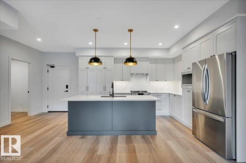 322 7459 May Common Nw, Edmonton, AB - Indoor Photo Showing Kitchen With Stainless Steel Kitchen With Upgraded Kitchen