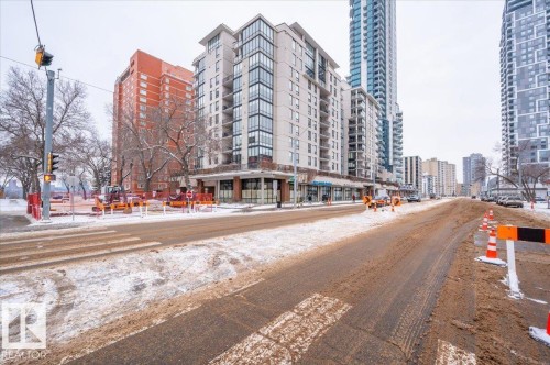 FANTASTIC LOCATION ON JASPER AVENUE STEPS FROM VICTORIA PROMENADE, RESTAURANTS, SHOPPING AND THE RIVER VALLEY - 503 10028 119 Street, Edmonton, AB - Outdoor With Facade