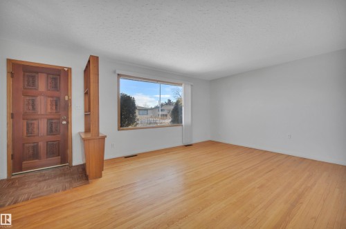 12936 132 Street, Edmonton, AB - Indoor Photo Showing Other Room