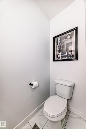 7797 Getty Wynd, Edmonton, AB - Indoor Photo Showing Bathroom