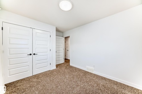 7797 Getty Wynd, Edmonton, AB - Indoor Photo Showing Other Room