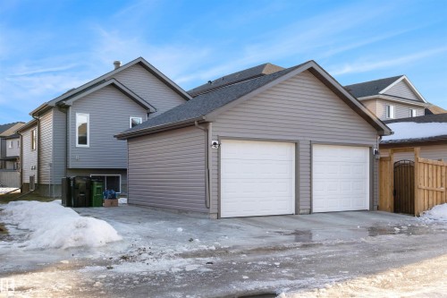 9211 Cooper Crescent, Edmonton, AB - Outdoor