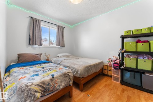 3812 26 Av, Edmonton, AB - Indoor Photo Showing Bedroom