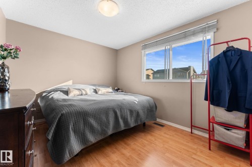3812 26 Av, Edmonton, AB - Indoor Photo Showing Bedroom
