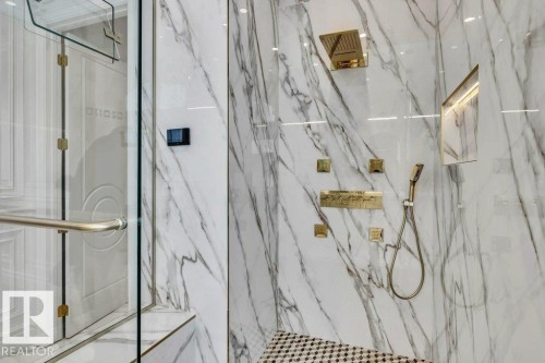 211 Windermere Drive, Edmonton, AB - Indoor Photo Showing Bathroom