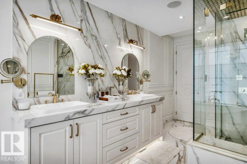 211 Windermere Drive, Edmonton, AB - Indoor Photo Showing Bathroom