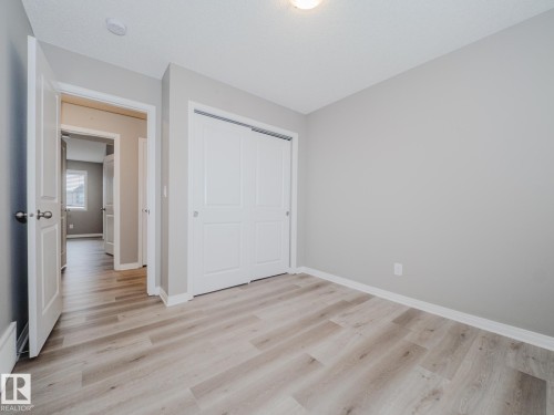 20 2072 Wonnacott Way, Edmonton, AB - Indoor Photo Showing Other Room